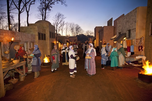 Searcy First Assembly of God The Living Nativity