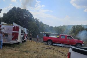 Arkansas Forestry Division Assists Firefighters in Containing Multi‑Acre Blaze