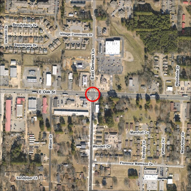 Conway, Arkansas Police Manage Lane Closures While Signal Goes Dark