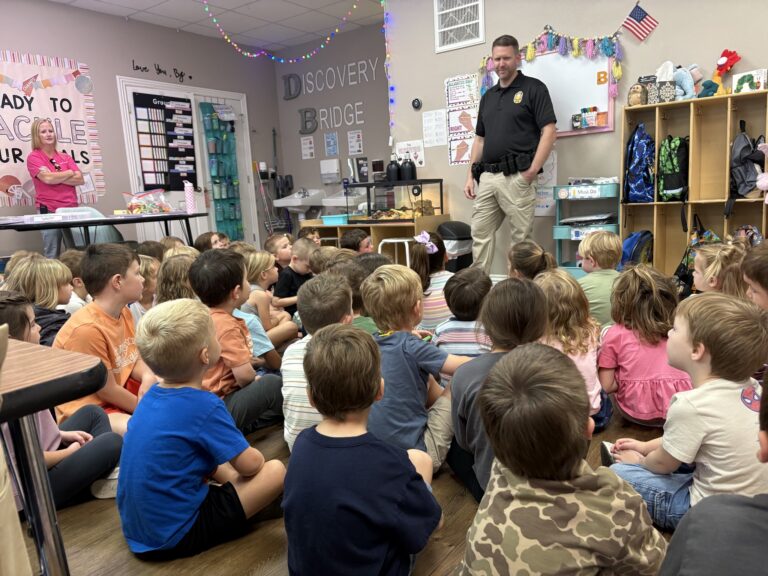 Community Receives "big thank you" From Police Visit In Bella Vista, Arkansas