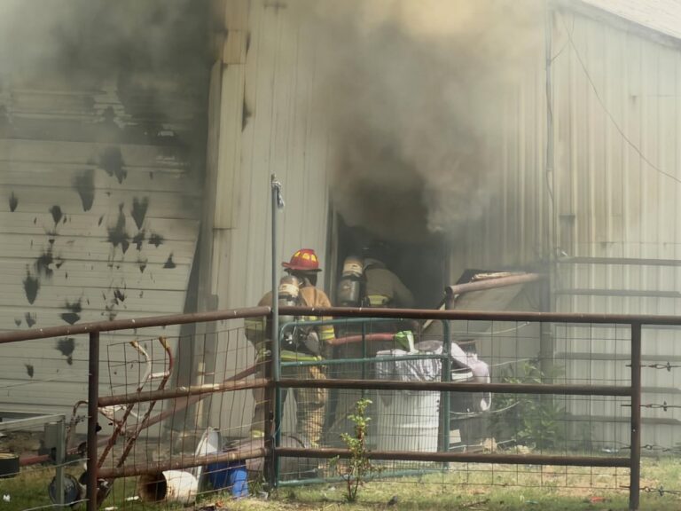 Garland Sheriff's Office Reports "Heavy Smoke" Barn Fire In Morning Star, Arkansas
